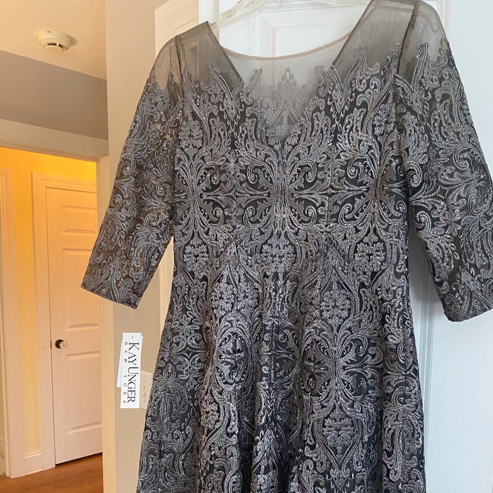 Kay Unger Designer Half-Sleeve Smoke Silver Size 6